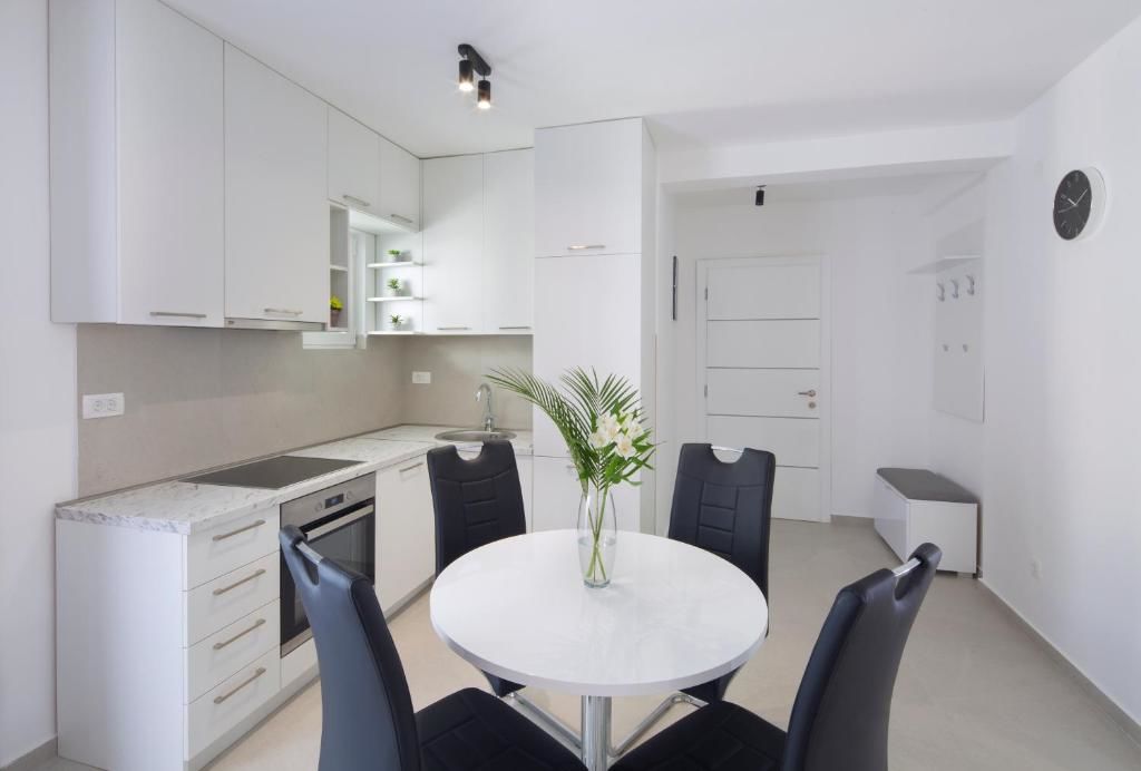 Апартаменты R-Apartments Будва