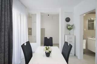 Апартаменты R-Apartments Будва Номер-студио Делюкс-6