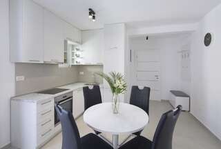 Апартаменты R-Apartments Будва Апартаменты с 2 спальнями-3